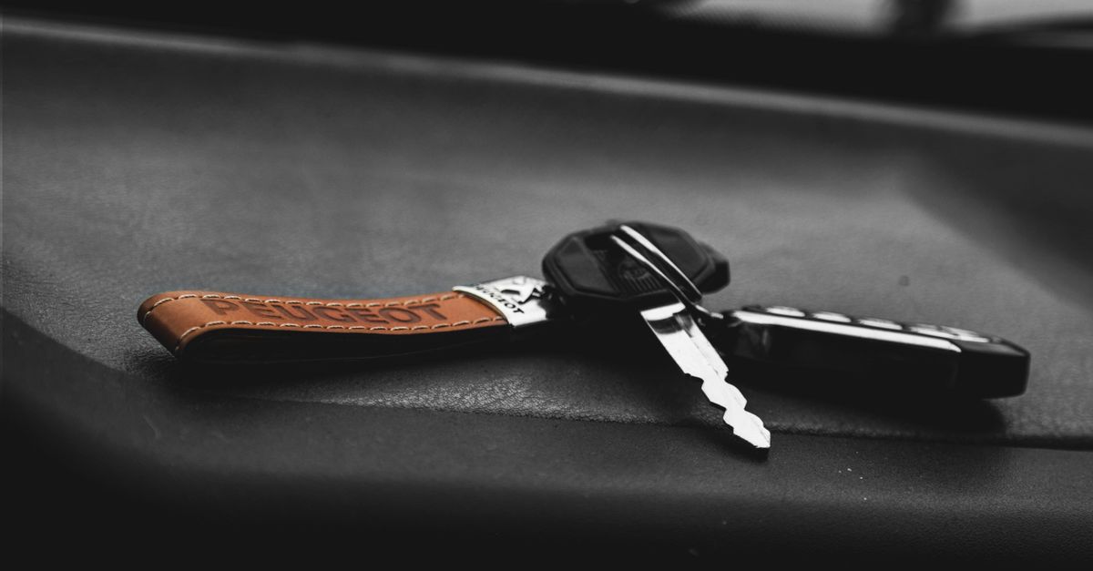 Chevrolet car key fob — Borough Park Locksmith