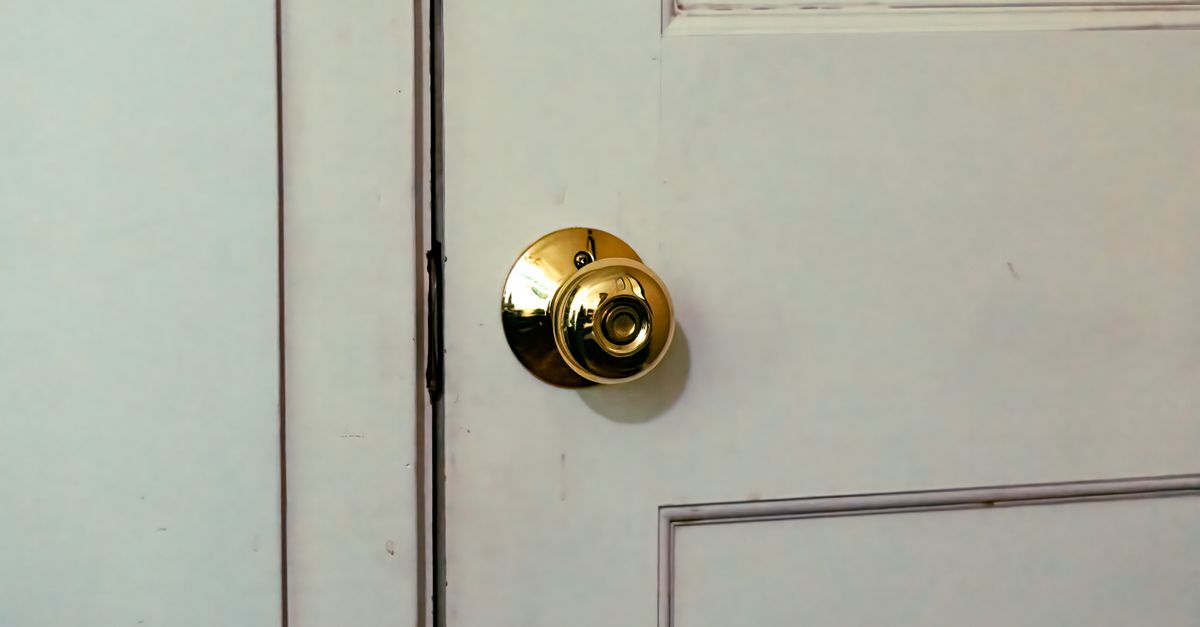front door lock key — Borough Park Locksmith
