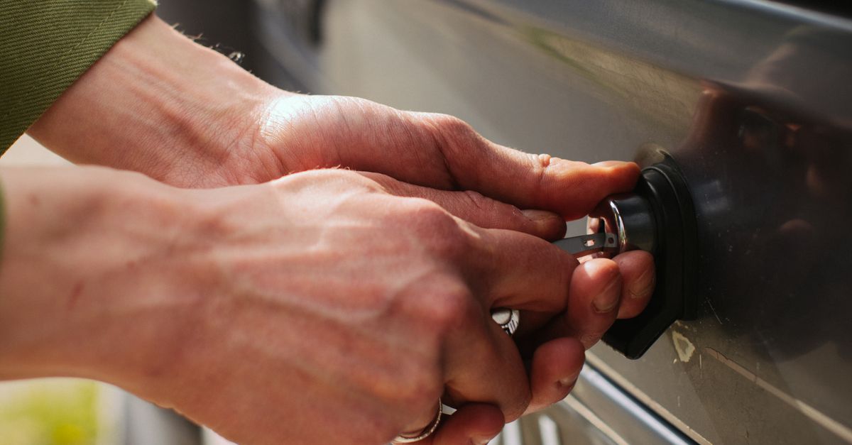 locksmith service technician — Borough Park Locksmith
