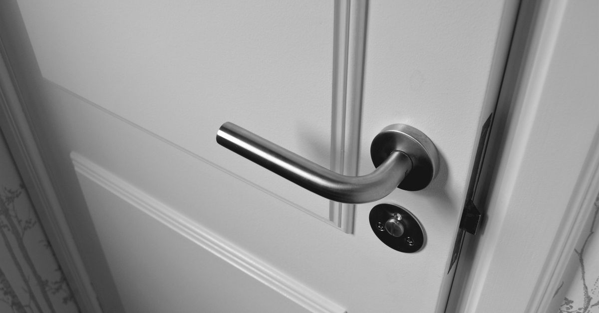 front door lock key — Borough Park Locksmith