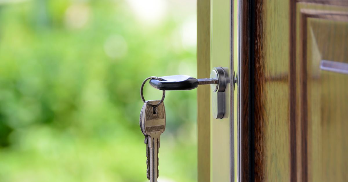 What to Do Before You Call — Safe Steps for Brooklyn Renters — Borough Park Locksmith